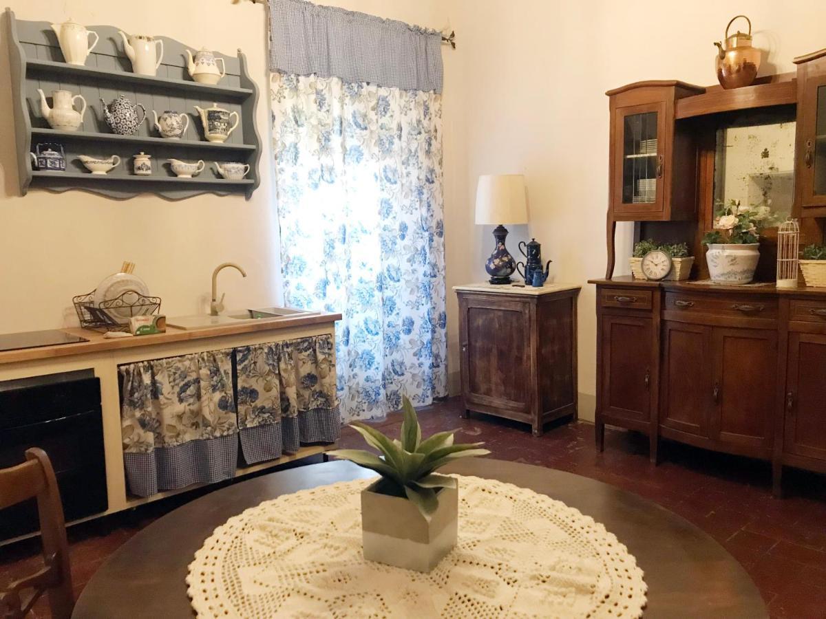 Suite Romantica Con Giardino In Dimora Storica - Camera E Appartamento - B&B Palazzo Robicci Castiglion Fiorentino Exterior foto